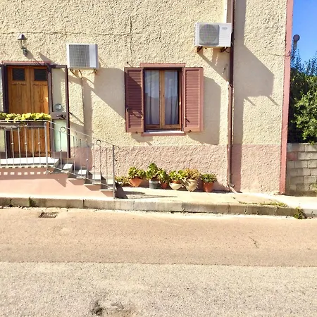 Sardegna Del Nord - Bellissima Casa Con Terrazza - Internet Wifi * Laerru